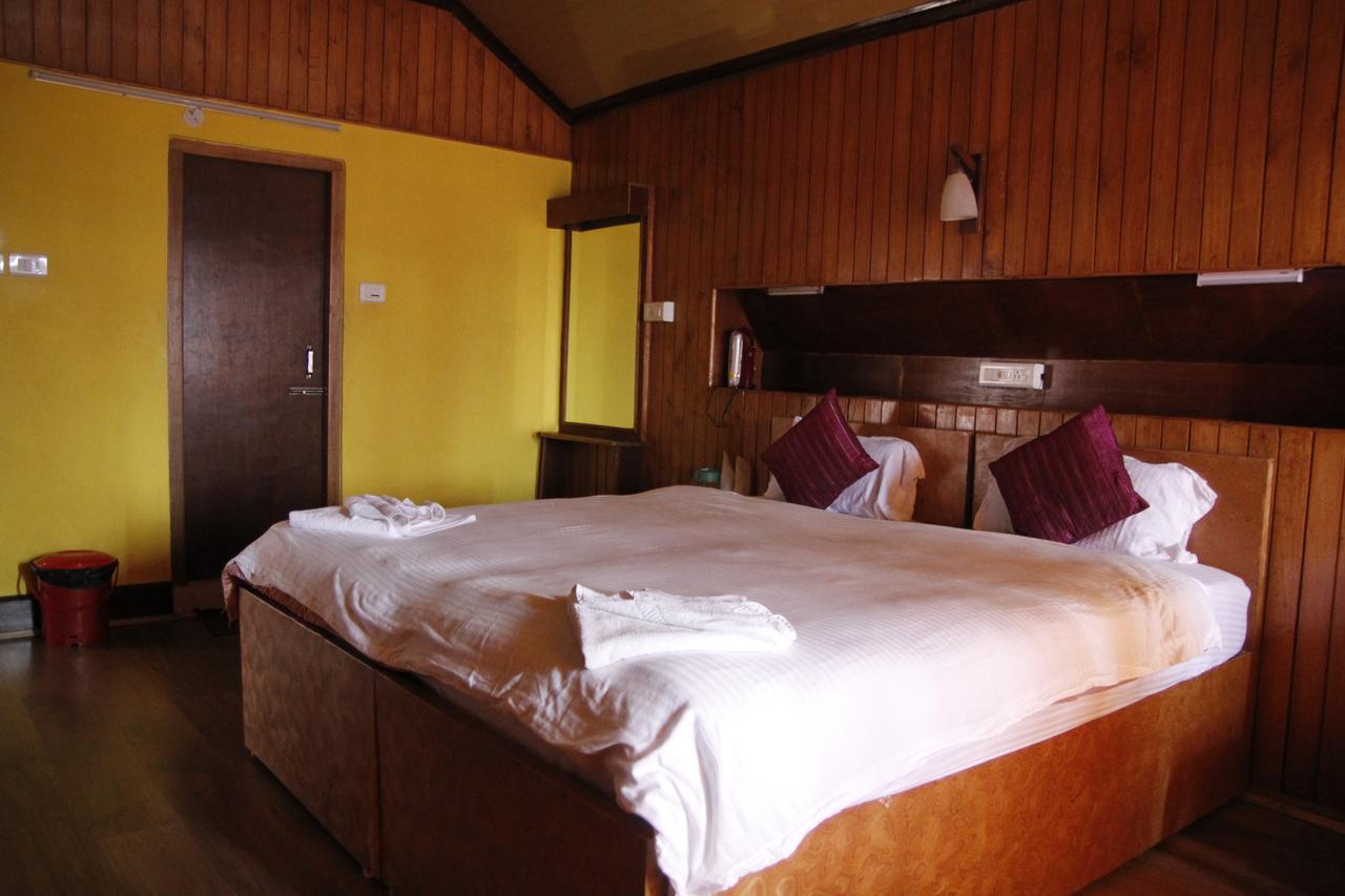 Vamoose Mandarin Village Resort Rinchenpong Exterior photo